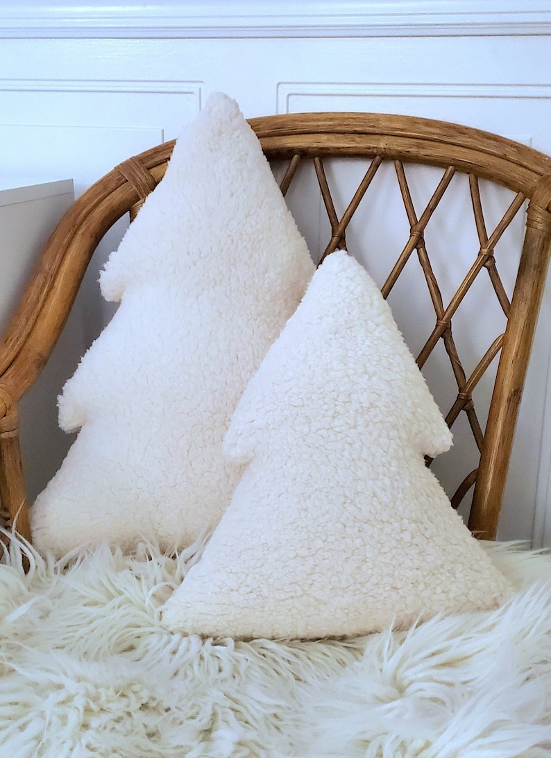 Green sherpa plush Christmas Tree pillow, Tree plush pillow, Christmas Tree décor, Tree shaped pillow, soft plush Christmas pillow, image 5