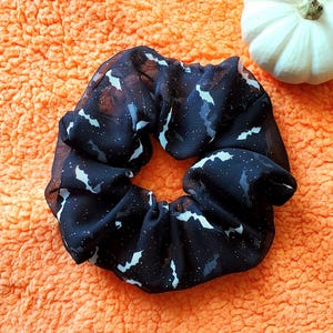 Halloween Bat scrunchies, XL scrunchie, Jumbo scrunchie, glitter organza halloween scrunchie, cute bat scrunchie, bat scrunchie, bat lover