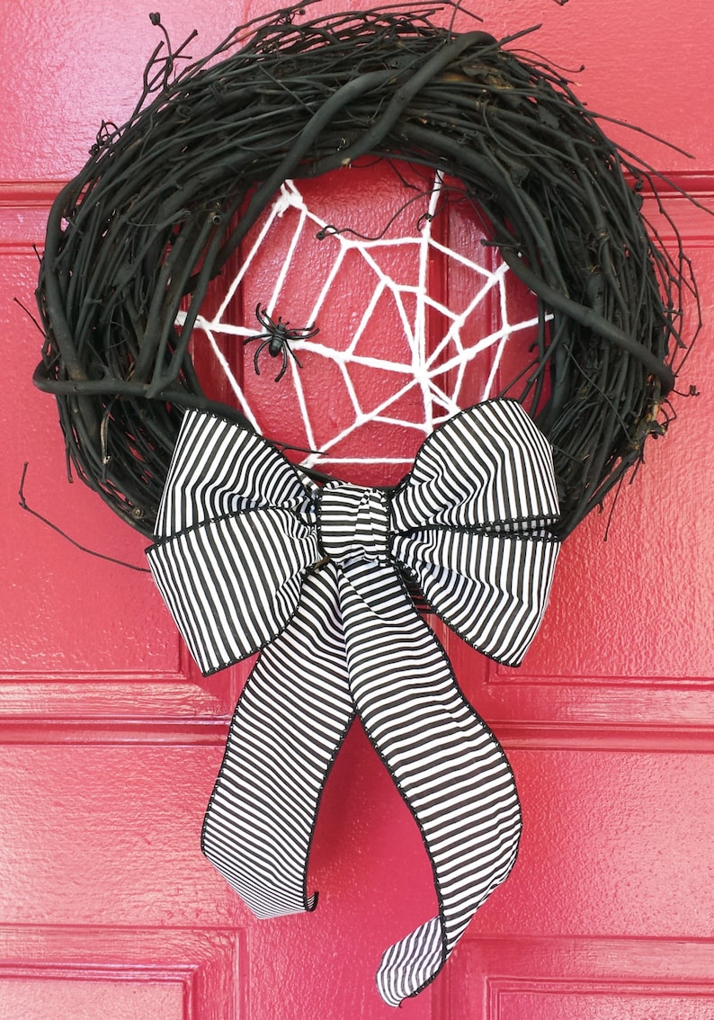 Spiderweb Wreath Black and white Halloween wreath Halloween wreath simple wreath Grapevine Halloween Wreath Spiderweb Halloween Wreath