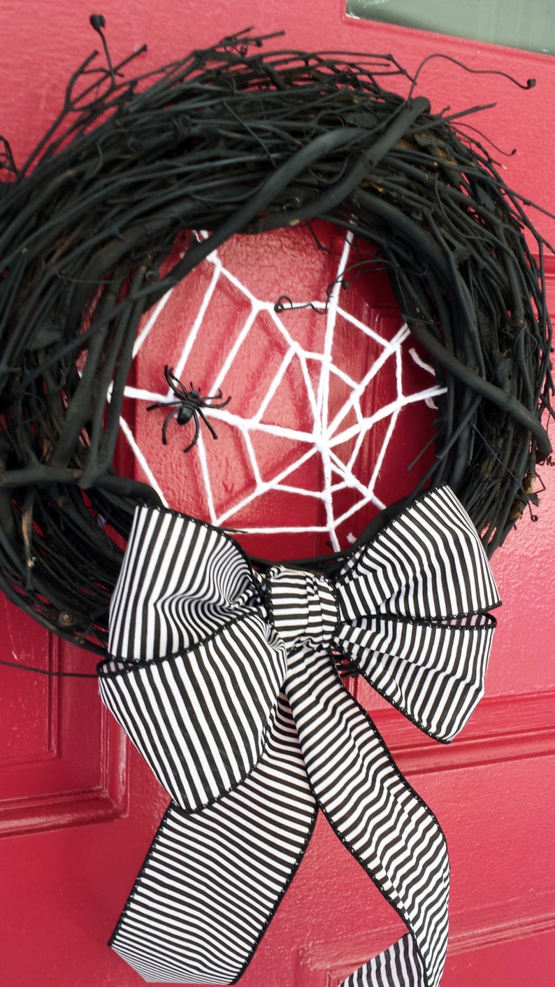 Spiderweb Wreath Black and white Halloween wreath Halloween wreath simple wreath Grapevine Halloween Wreath Spiderweb Halloween Wreath