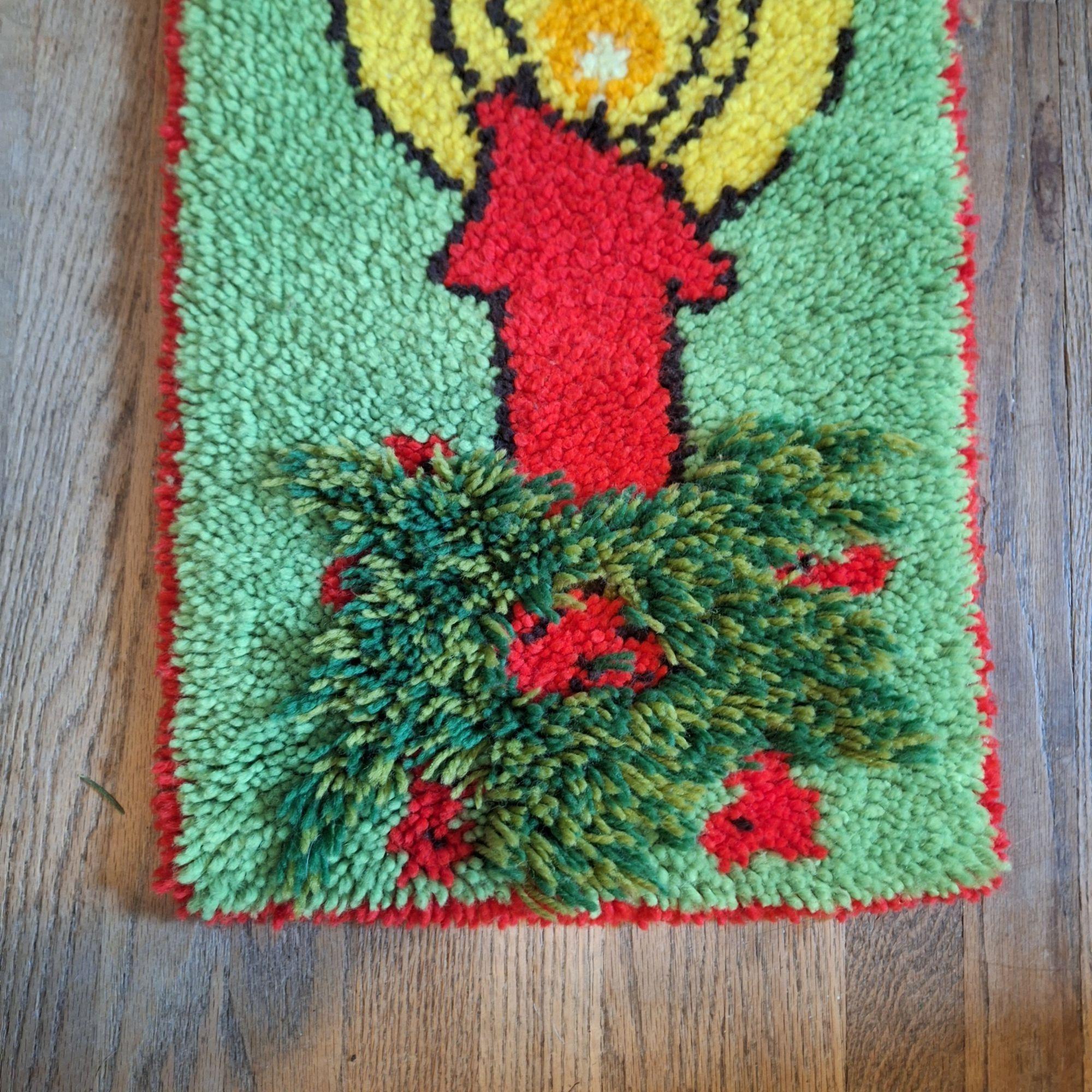 Kitsch Rugs Vintage Noel Christmas Candle Latch Hook Rug Wall Decor Kitsch Country ...