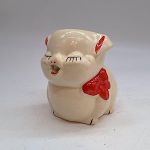 Vintage Shawnee Pottery Pig Creamer: Mid-Century Kitsch Kitchen Decor