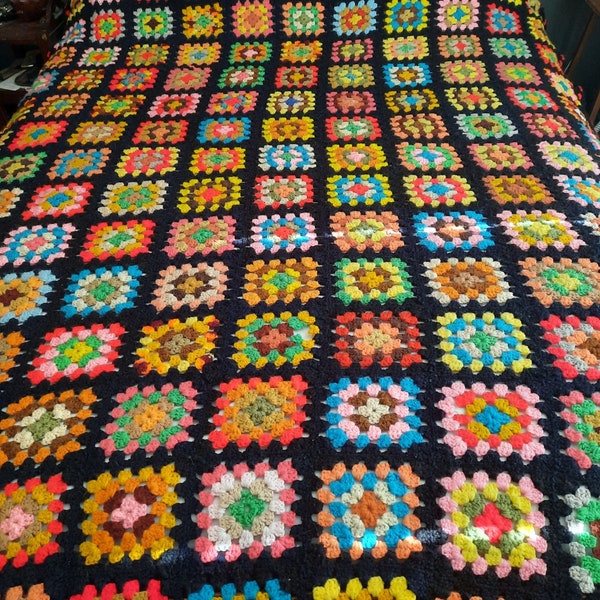 Vintage Granny Square Boho crochet afghan blanket multicolor black full/queen