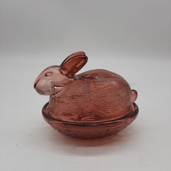 Vintage pink glass bunny rabbit on nest covered candy trinket dish LE Smith