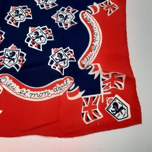 Vintage British Monarch scarf Dieu et mon droit red white blue royal seal image 7