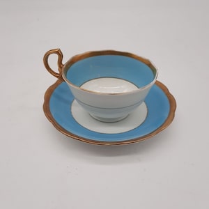 Vintage Royal Albert Porzellan Teetasse und Untertasse blau weiß gold England
