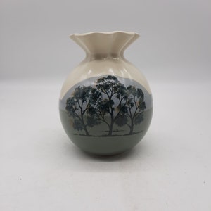 Saksuki ceramic vase hand painted trees ruffled top made in Japan 7&quot; tall