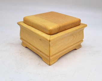 Handmade Pine Wood Trinket Box: Felt Lined Keepsake Box