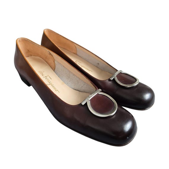 Vintage Salvatore Ferragamo Ombré Brown Gancini Leather Pumps Size 8 Narrow VGUC View 4