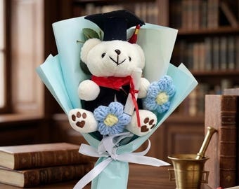 Custom Crochet Graduation Bouquet, Best-seller Gift with Custom Graduate Doll & Flowers, Class of 2026