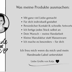 Op de afbeelding: Een lichtgrijze informatieve afbeelding met een cirkelvormig zwart-witportret van een persoon aan de linkerkant. De tekst luidt Was meine Produkte ausmachen, gevolgd door een lijst met zeven punten en eindigt met Liebe Gr&uuml;&szlig;e von Katja.