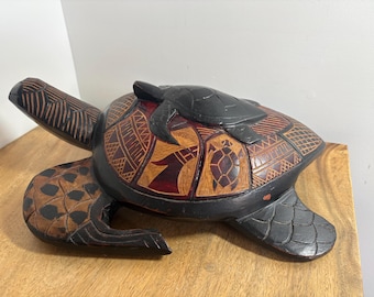Sea Turtle Carving. Hand Carved Pacific Island Turtle Sculpture.Made in Fiji Folk Art. Tropical Coastal Decor Large