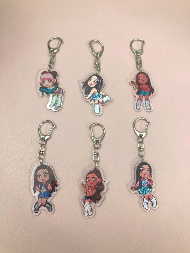 Katseye keychains - Etsy 日本