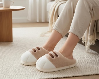 Cat Paw Slippers for Women, Cozy Plush Winter Indoor House Shoes, Fluffy Animal Slides