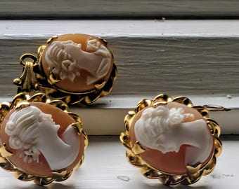 Zestaw Vintage Rainbow Gold Filled Cameo – Kolczyki i Wisiorek ze Sterlinga – Łańcuszek 16”