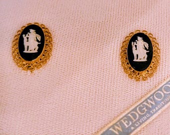 Kolczyki Vintage Van Dell Wedgwood – wypełnione 12-karatowym złotem – czarny jasperware, kamea rzymska – zapięcie śrubowe