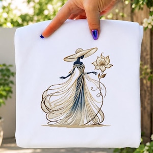 Elegant damesborduurontwerp, vrouw in zwierige jurk en hoed met brede rand, modieus silhouet