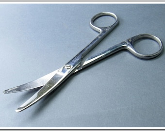 Vintage Scissors Medical Surgical 5.5”~Tool Collectible ~vintage gift for Nurses and Doctor's