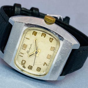 Brand RAKETA Baker~Vintage Wrist Watches retro watch Mechanical USSR 1980&#39;s