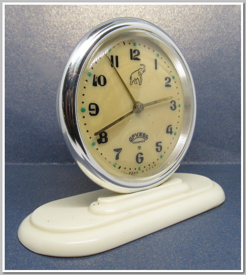 目覚まし時計、ソ連製目覚まし時計「SLAVA Druzhba (дружба