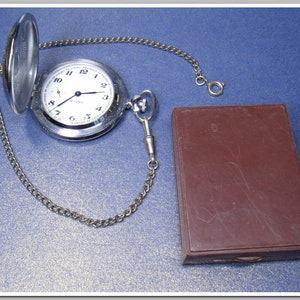 TIME CAPSULE: Molnija mechanical pocket watch USSR 1991~new old stock(nos)!