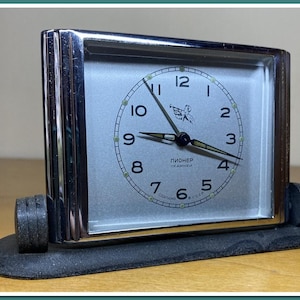 Alarm clock,Soviet Alarm clock &quot;SLAVA Pioner&quot;,Vintage alarm clock,Working alarm clock,USSR alarm clock,White bakelite base,USSR 1960