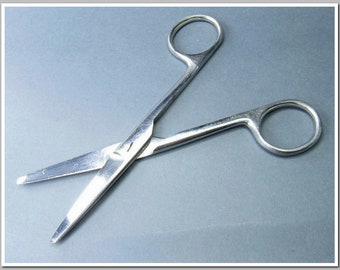 Vintage Scissors Medical Surgical 5.5”~Tool Collectible ~vintage gift for Nurses and Doctor's