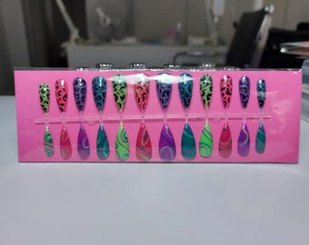 Handpainted Handmade Press On Nails Customizable Alternative 24 pieces