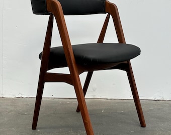 Thomas Harlev | Modello 205| Farstrup Møbler | Metà del secolo | Teak | Annata | Designer | sedia | Sedia moderna | Anni '50 | Sedia in legno | Danimarca