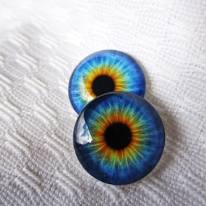 Glass eyes for  sculptures and jewelry 18mm cabochons