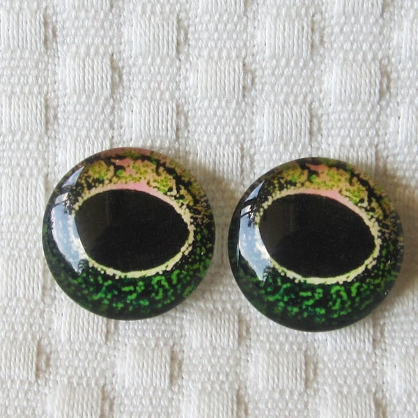 Frog eyes- Glass  eyes-20mm-18mm-16mm-14mm-12mm- Eyes for art and sculpture