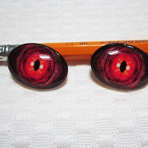 Red Dragon Glass Eyes: Spooky Oval Cabochons (18x25mm)