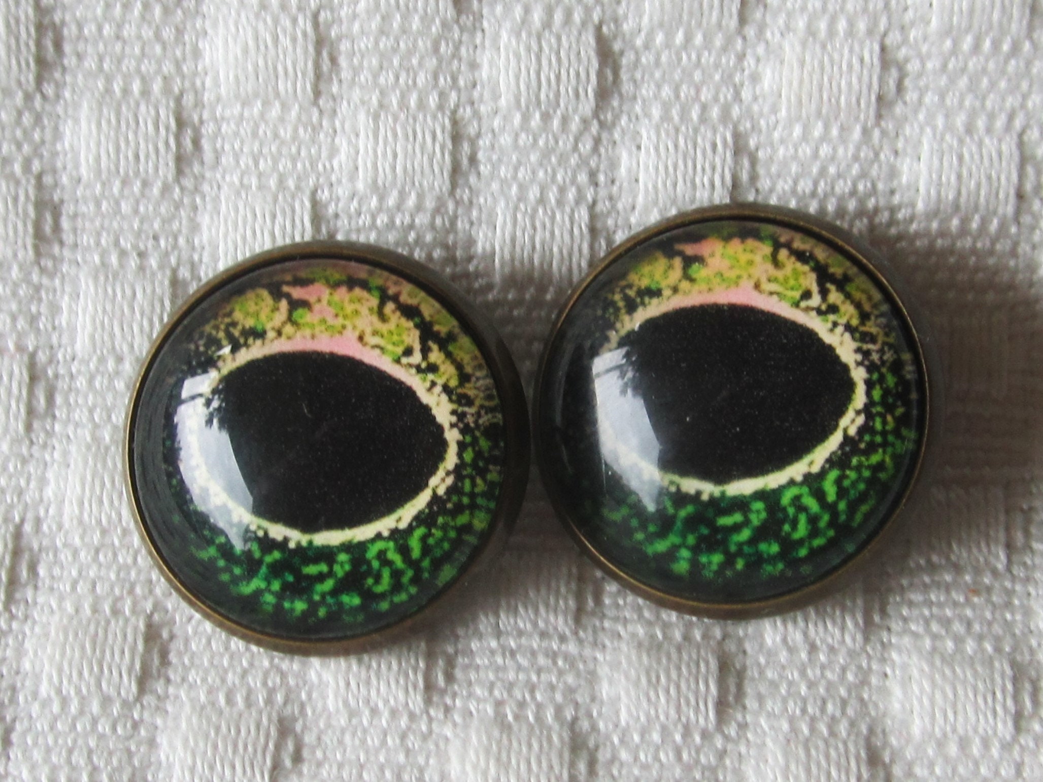 Sew on glass frog eyes glass eye buttons eye buttons frog Etsy