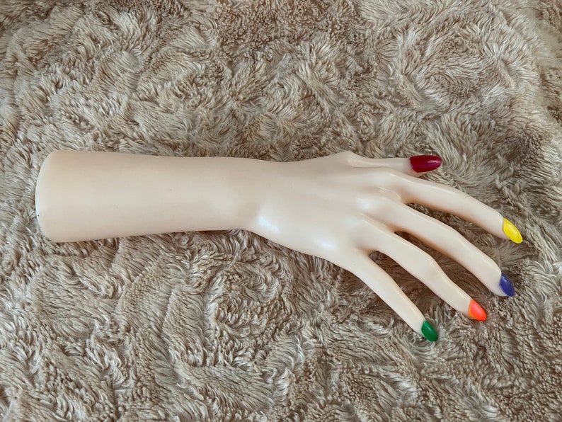 Dexter Ice Truck Killer Severed Prosthetic Hand Etsy