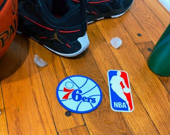 Logotipos de la NBA: 76ers, Bulls, Lakers o logotipo principal.