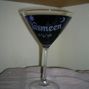 Custom Sand Carved Martini Glasses - Personalized Etched Drinkware for Weddings, Anniversaries, Birthdays, and Special Occasions