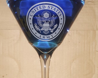 Custom Sand Carved engraved Martini Glasses - Personalized Etched Drinkware for Weddings, Anniversaries, Birthdays, and Special Occasions