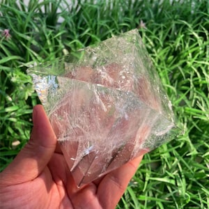 Pirámide de cuarzo cristalino transparente - Energía/Reiki/Sanación con cristales Meditación CUIDADO imagen 8