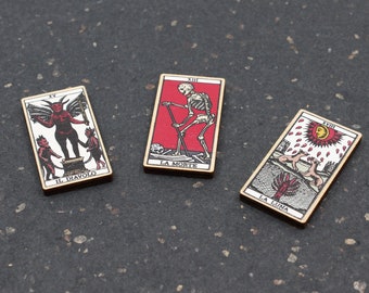 3 Tarot Card Pins: Il Diavolo, La Morte, La Luna (Devil, Death, Moon), 3 Wooden Pins