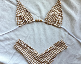 SUNDIES Checkerboard Elastic Free Seamless Cheeky Wood Bead Bikini Set