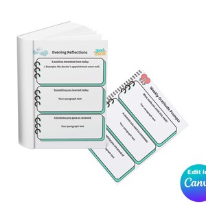 K&ouml;nnte beinhalten: Ein wei&szlig;es Journal und spiralgebundene Notizbl&ouml;cke mit Anregungen f&uuml;r abendliche Reflexionen und w&ouml;chentliche Dankbarkeit. Das Journal enth&auml;lt Anregungen wie "3 positive Momente von heute" und "Etwas, das Sie heute gelernt haben".