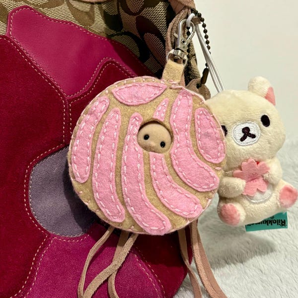 Handmade Felt Calico Critter Concha Keychain
