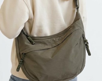 Nylonowa torebka na ramię w stylu koreańskim dla kobiet – regulowany pasek, złote okucia, codzienna, swobodna torba na ramię