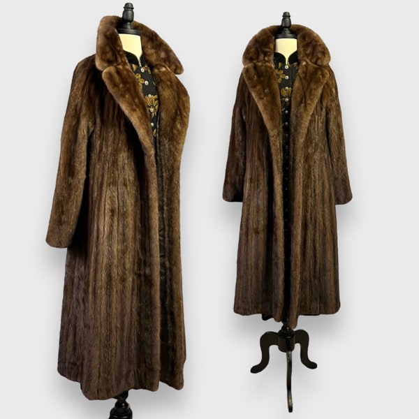 Vintage 70s Soft and Sheen Natural Brown Fully Let Out Female Mink Fur Coat