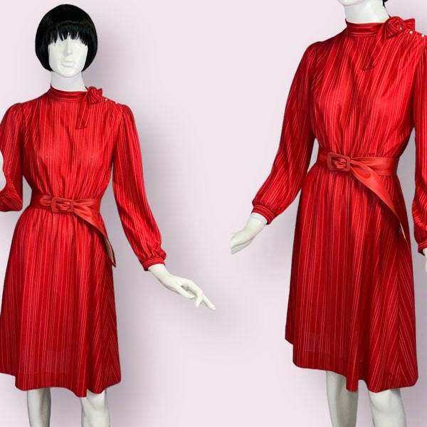 Super Cute Vintage 70s Tying Ascott Collar Red Striped Secretary Day Dress