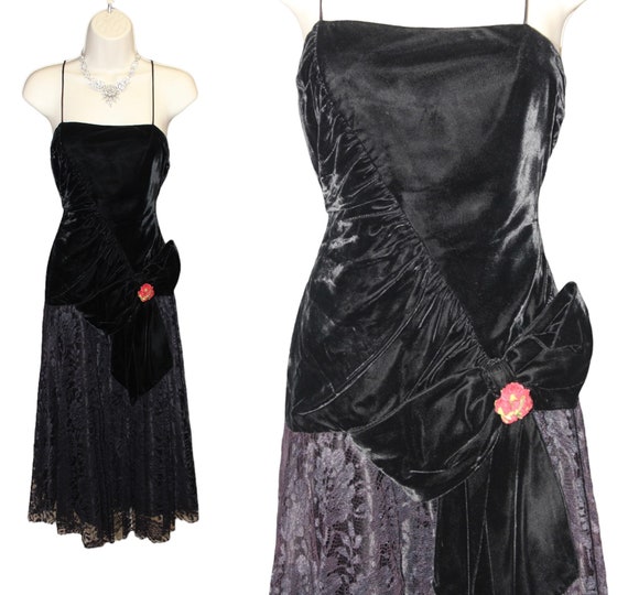 Gorgeous Vintage 80s black velvet and lace rose e… - image 1
