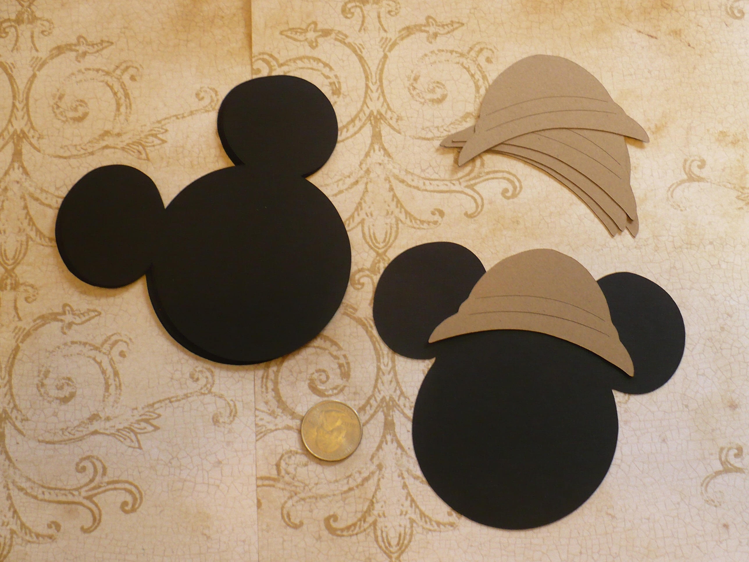 Mickey Mouse Head Shapes With Safari 