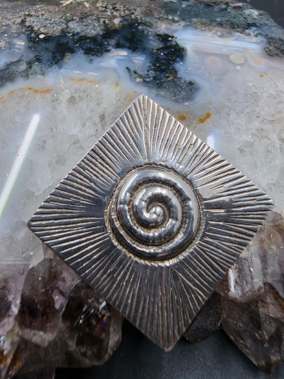 Solid sterling Silver spiral diamond shaped pendant