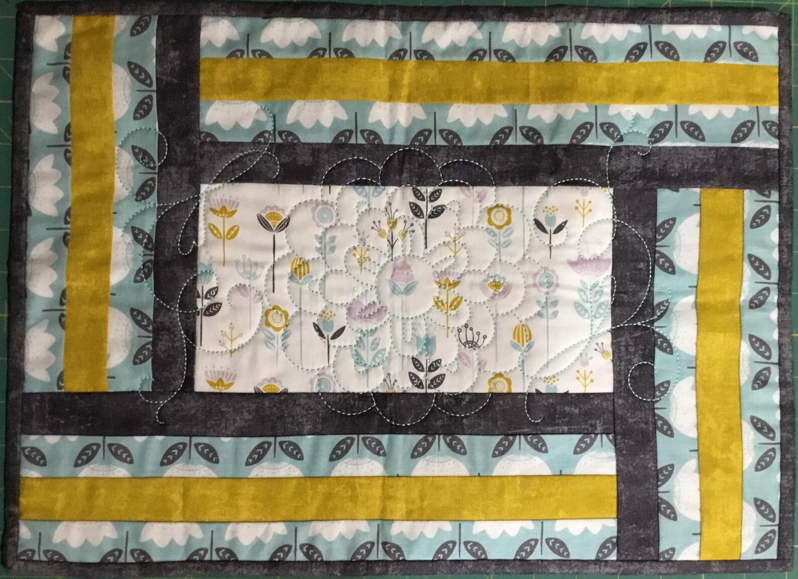 Drive Thru Placemat Quilt Pattern Download - Etsy