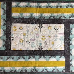 Drive Thru Placemat Quilt Pattern Download image 3